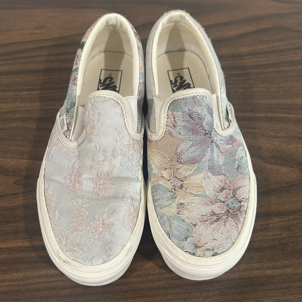 VANS Classic Slip-On Tapestry Floral Sneakers Womens Size 8.5 Urban Outfitters - Picture 3 of 10
